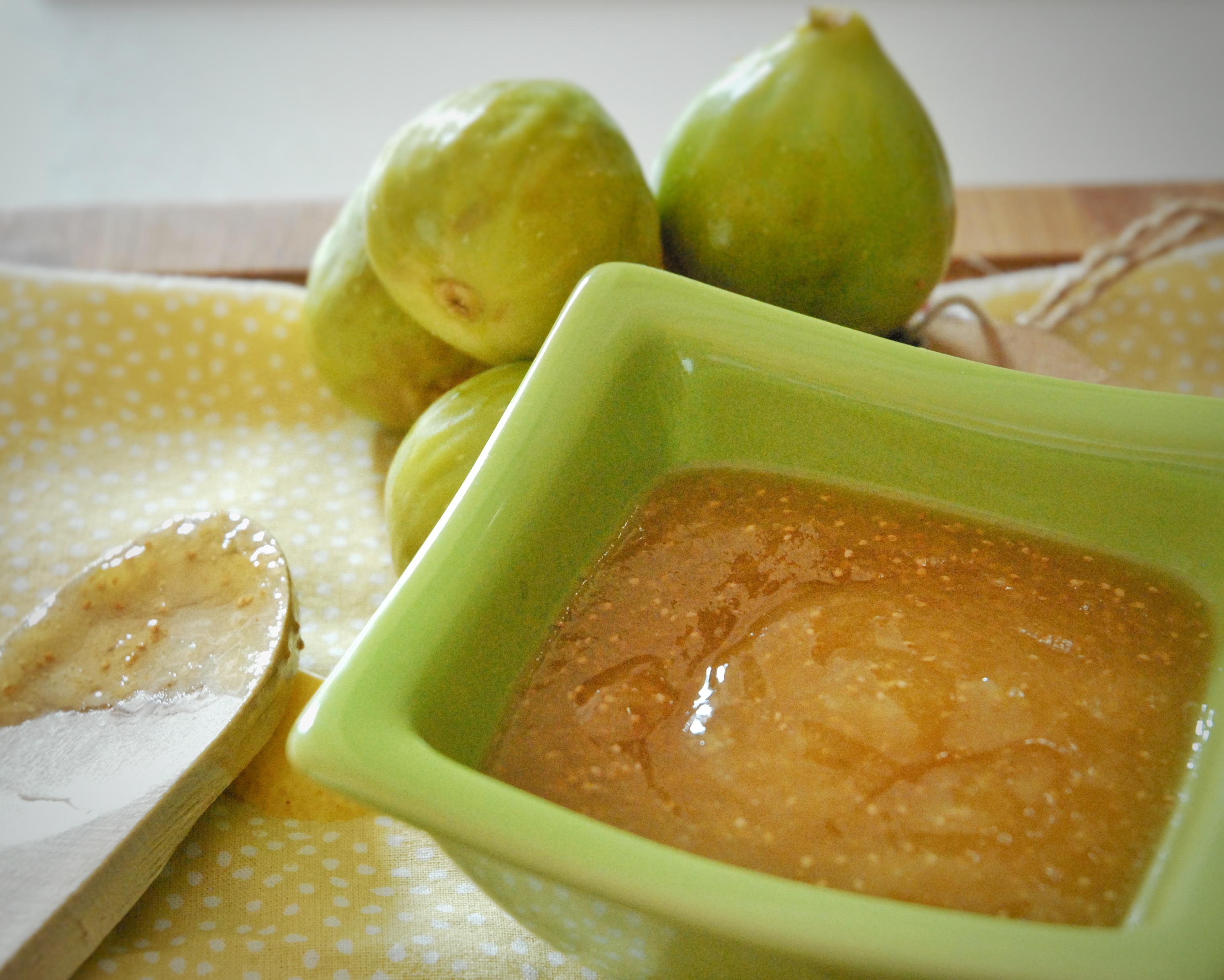 Salsa caramellata di fichi al profumo di limone