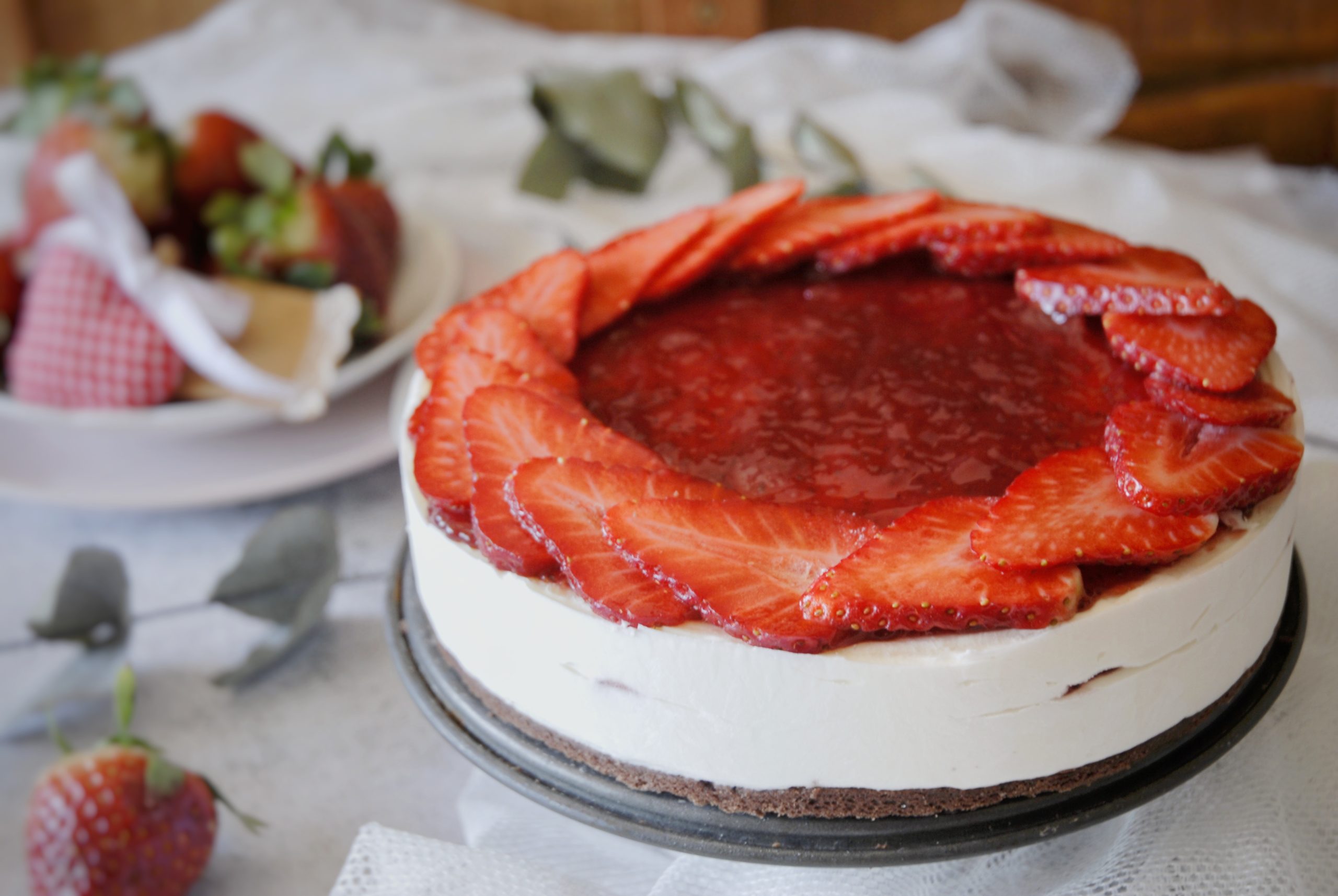 Cheesecake con ricotta e fragole