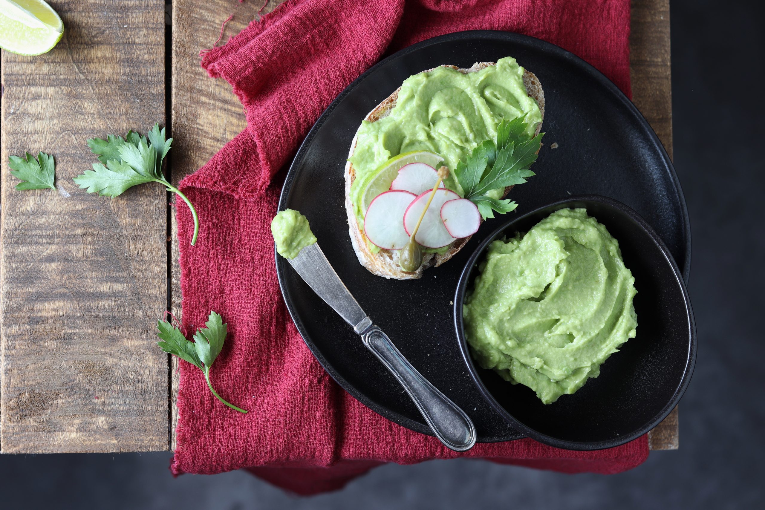 Avotoast per il brunch domenicale