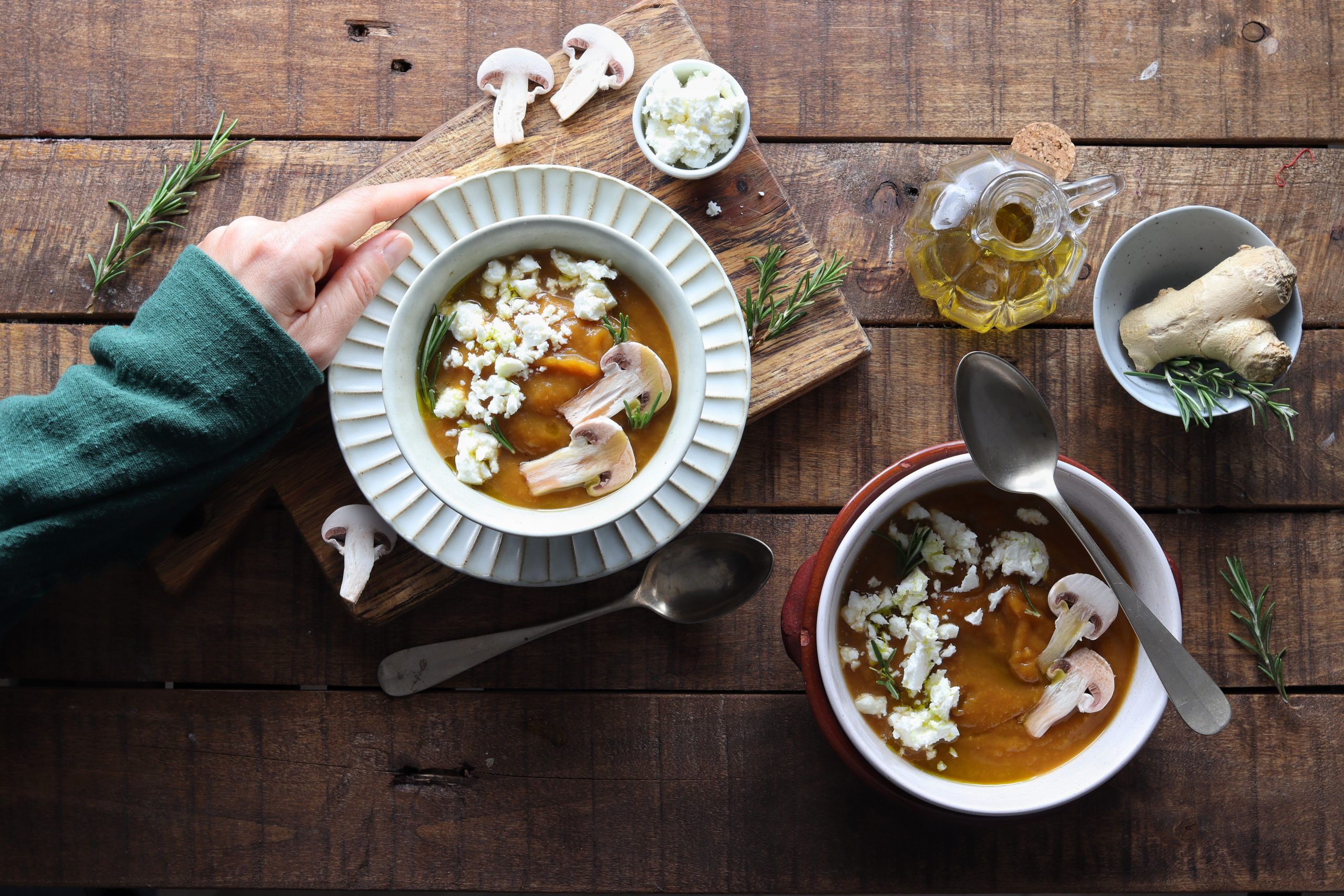 Crema di zucca e zenzero con feta e funghi