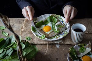 Galette bretonne con uova e spinaci