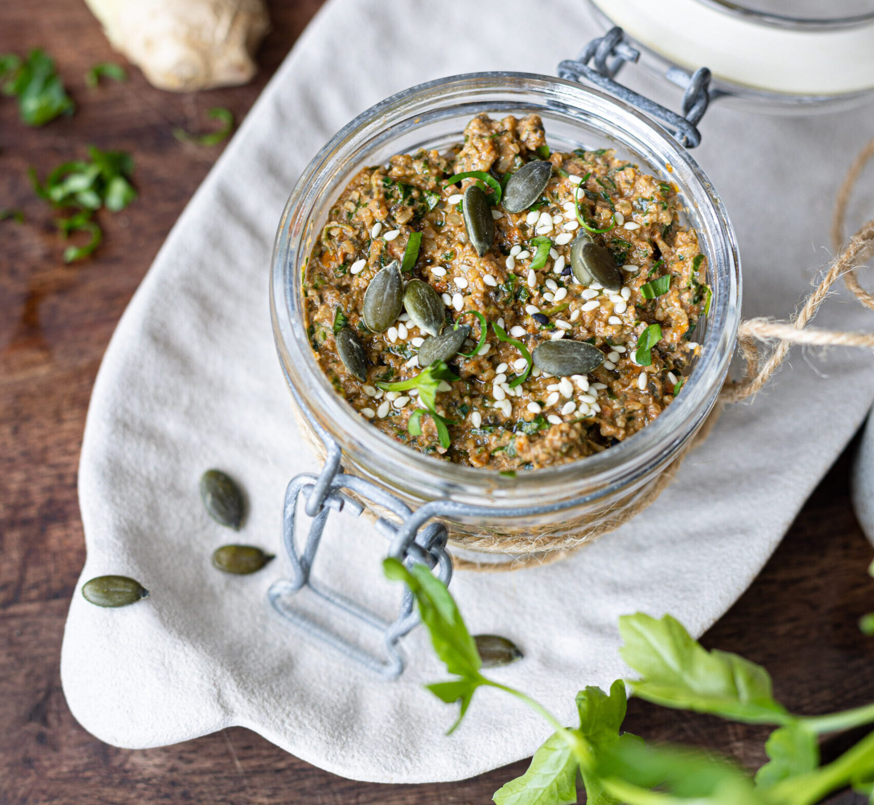 Pesto all’orientale con semi di zucca