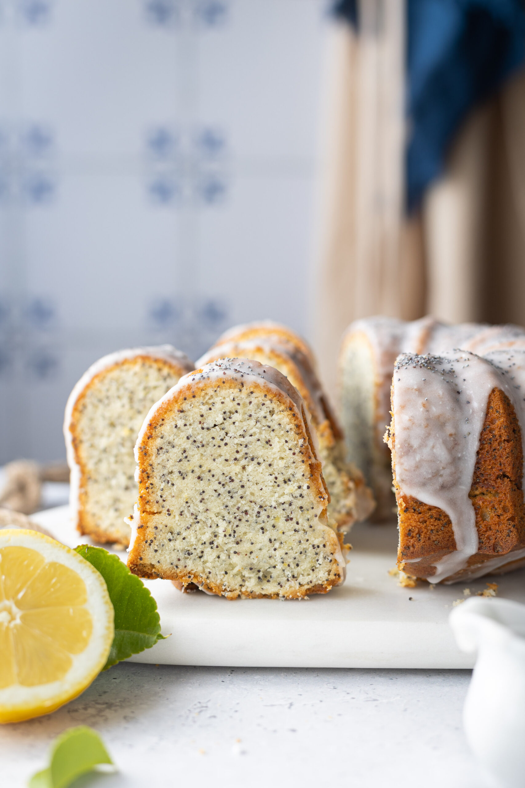 Pan di limone con semi di papavero