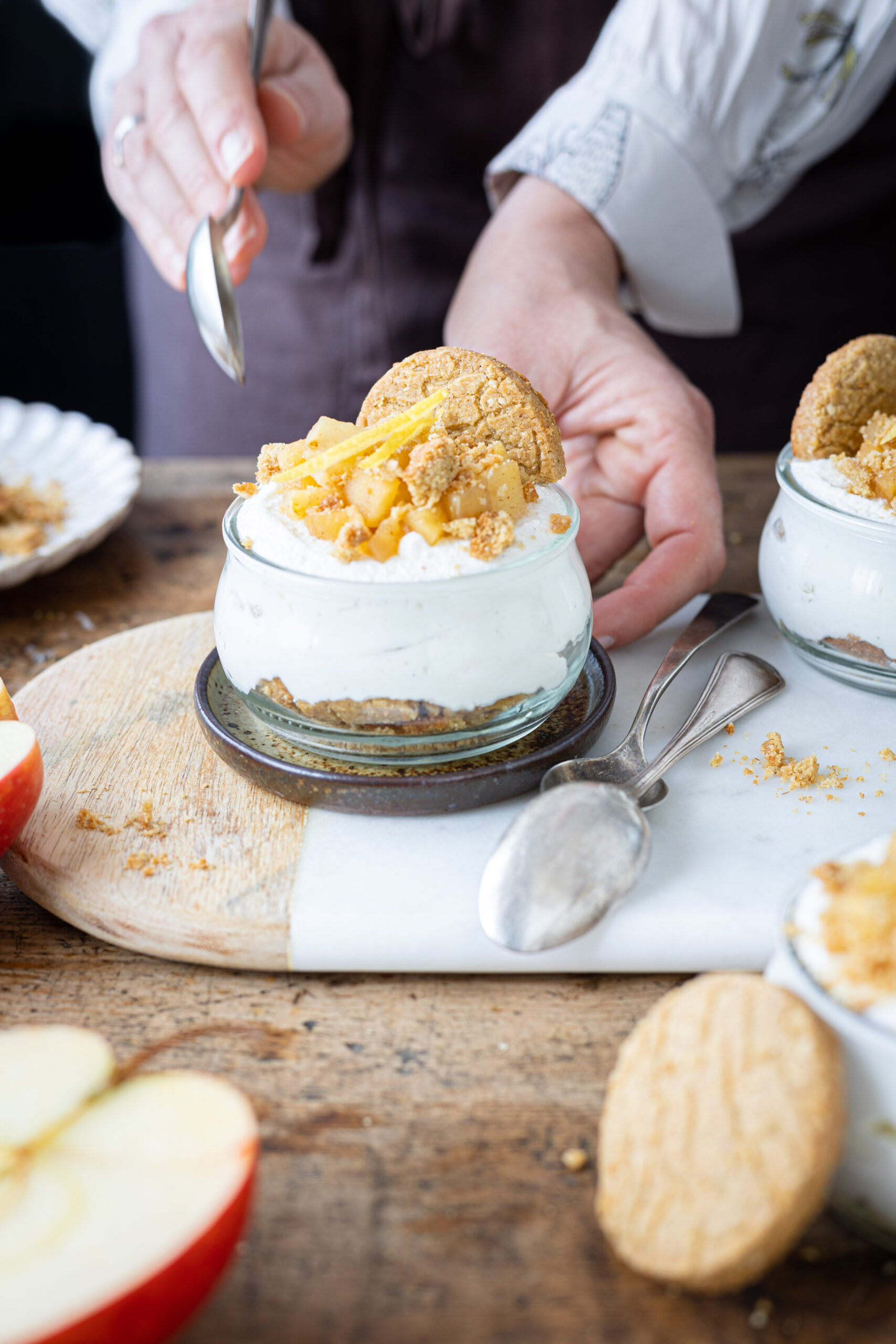 Bicchierini crumble mela cannella e limone