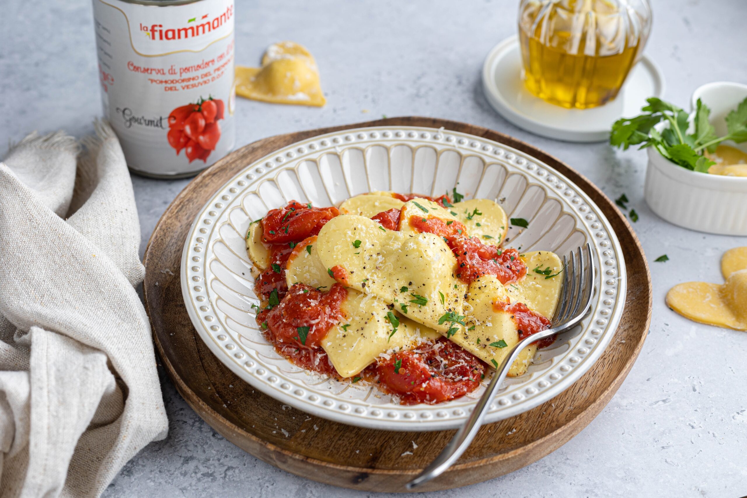 Ravioli cuor di bufala con pomodorino del Piennolo